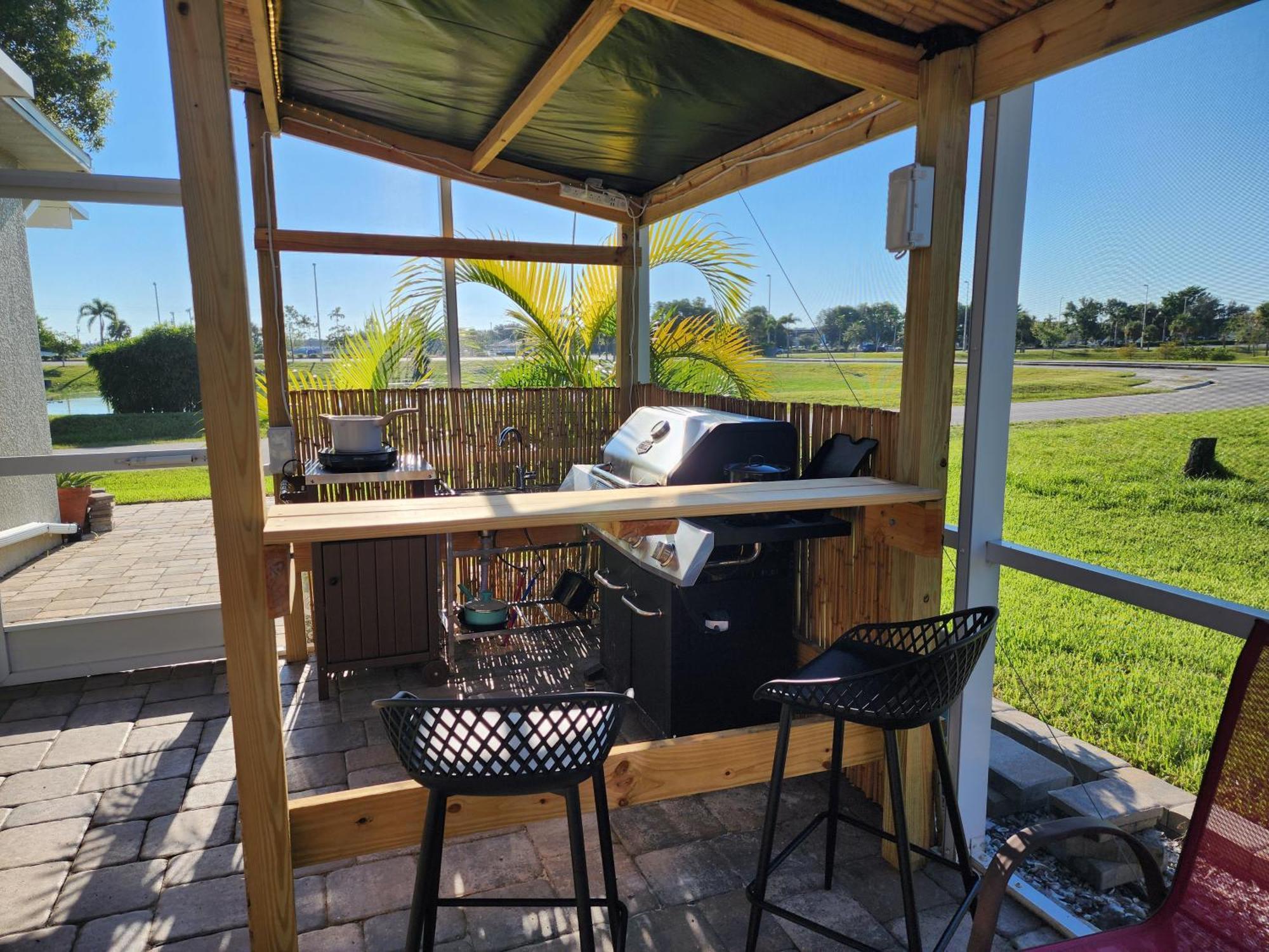 Quails Nest Hotel Cape Coral Buitenkant foto